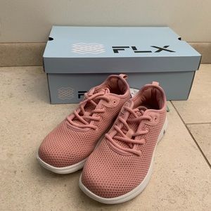 NWB FLX Dart Shoes Rose Women’s Size 6
